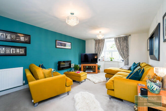 4 bed Detached for sale Image 9