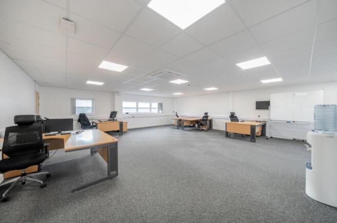 1389483-6-693aa69d47bfb