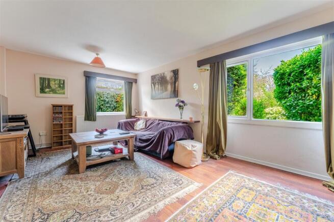 3 - sitting room.jpg