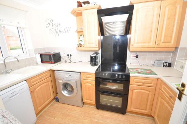 39 Springfields, Llanelli SA15 2DD Photo 2