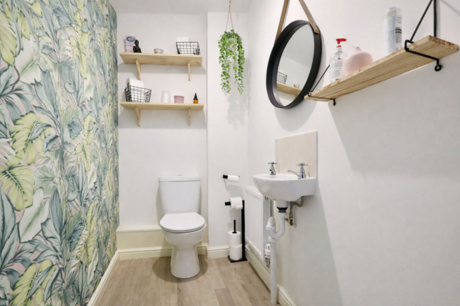 3 bed Semi-Detached for sale Image 6