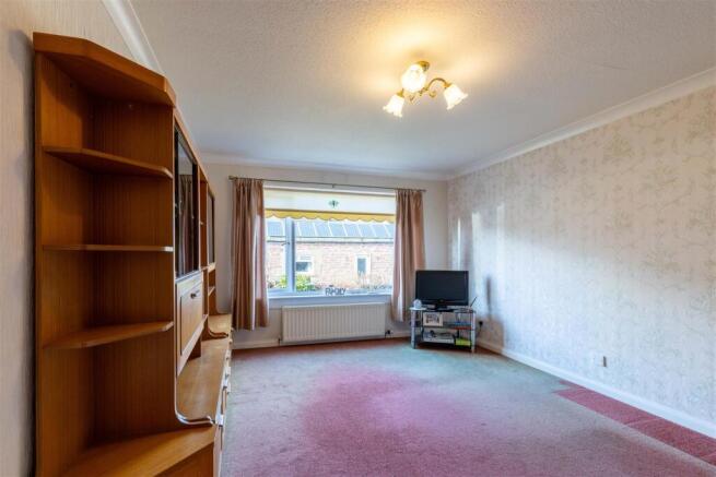 Braeside, North Str, Burrelton-8.jpg