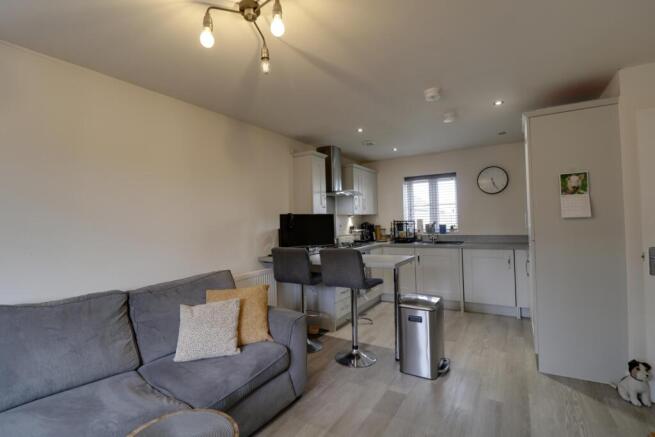Kitchen b