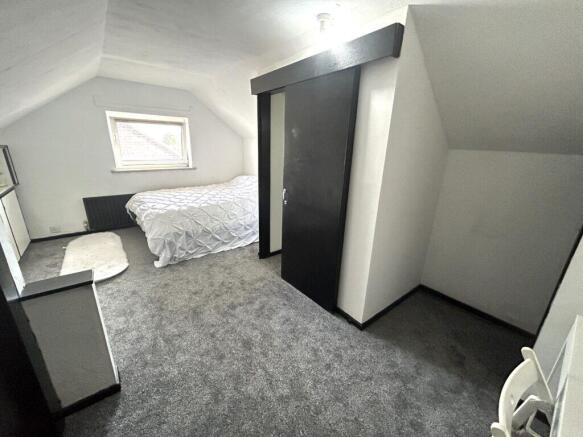 2 bed Semi-Detached Bungalow for sale Image 11