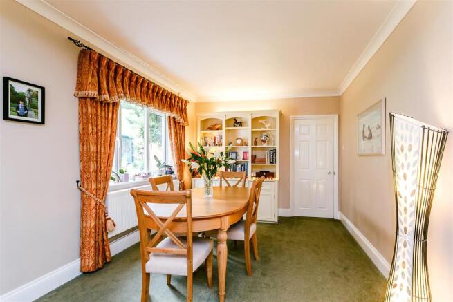 8296152-interior14.j