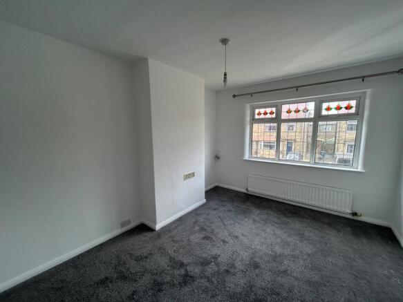 3 bed Semi-Detached to rent Image 10