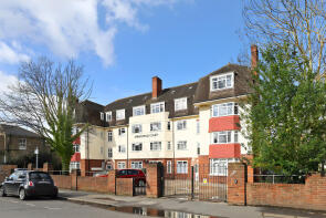 Flat 8, Springfield Court, Springfield Road, Kingston Upon Thames KT1 2SB
