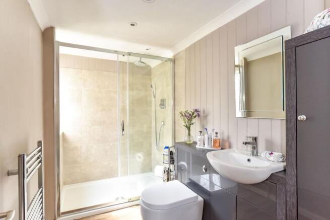 Master En-suite
