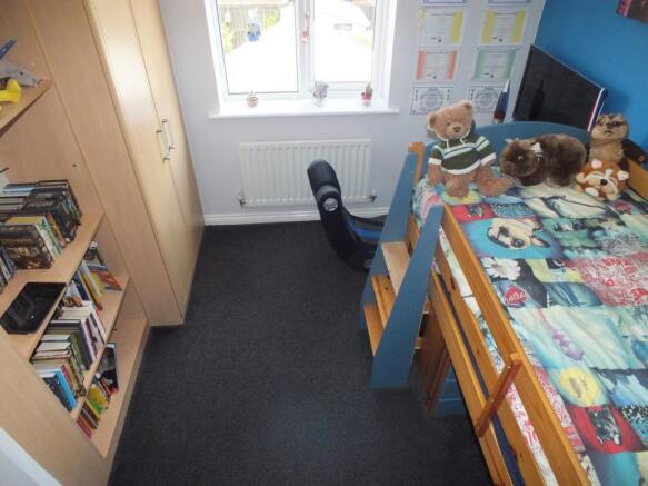 Bedroom 2 (rear)