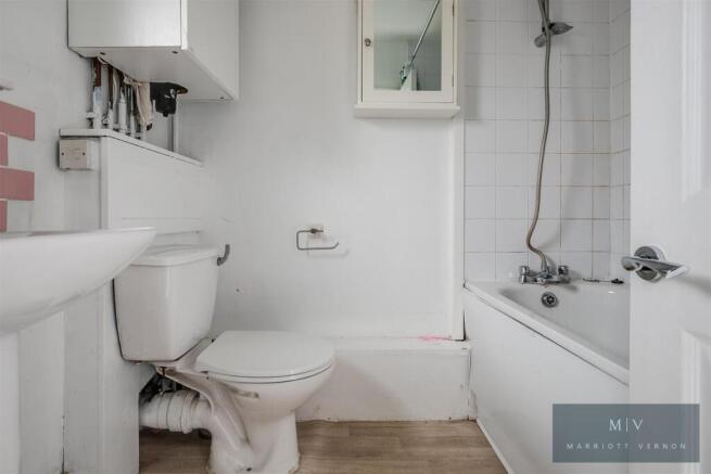 Blackhorse Lane 45 MV-7.jpg