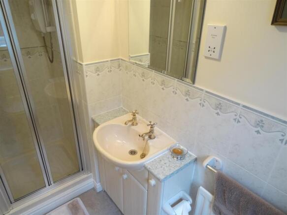 En Suite Shower Room