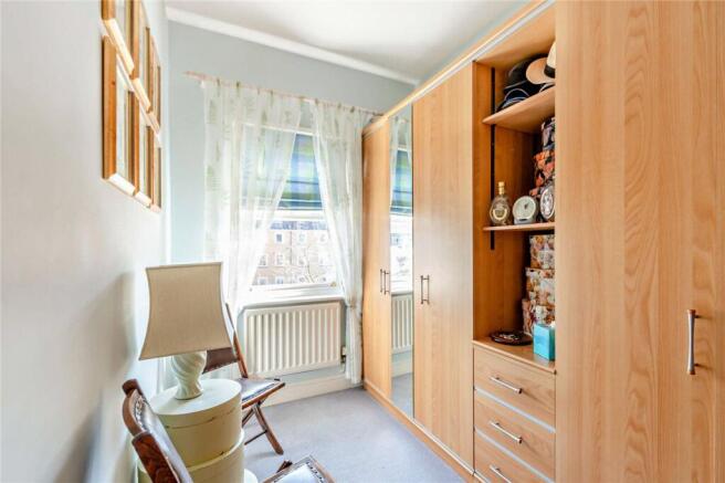 4 bed Terraced for sale Image 12