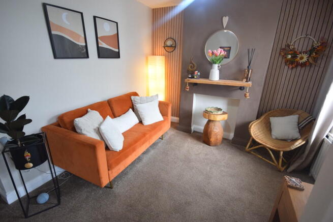 SITTING ROOM