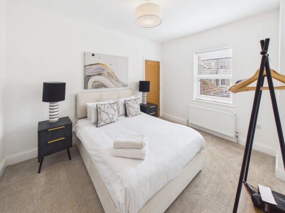 3 bed Maisonette for sale Image 11