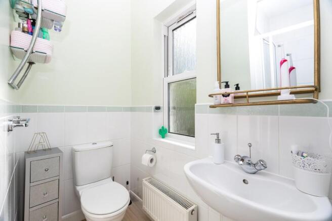 Bed 2 En-suite
