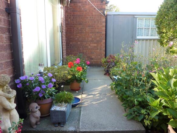 Photo 16
