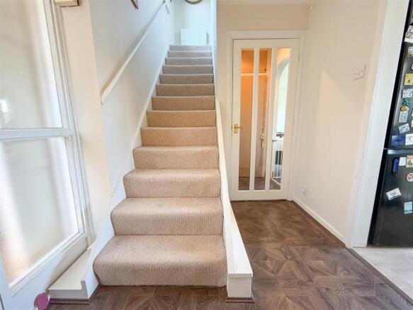 3 bed Detached for sale Image 8