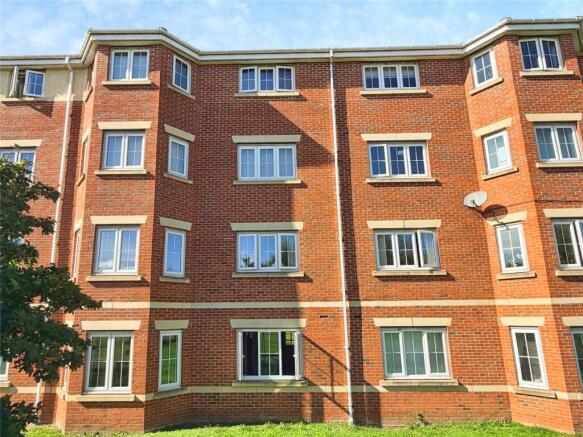 2-bed flat on Jenkinson Grove, Armthorpe, Doncaster, South Yorkshire, DN3, £85,995