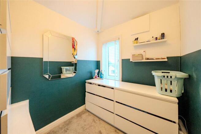 3 bed Semi-Detached for sale Image 9