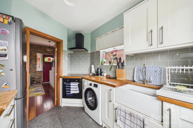 3 bed Semi-Detached for sale Image 9