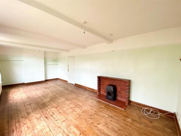 5 Piers lounge.jpg