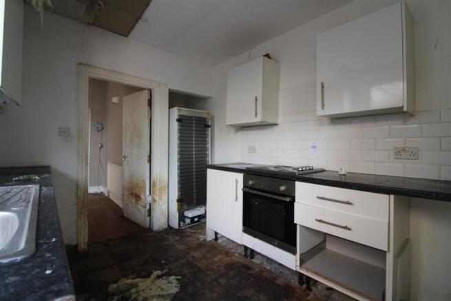 Ground Floor Flat, 4 Ashburton Road, Blackpool, Lancashire FY1 2PE photo 4
