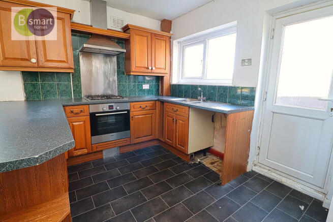 3 bed Semi-Detached for sale Image 4