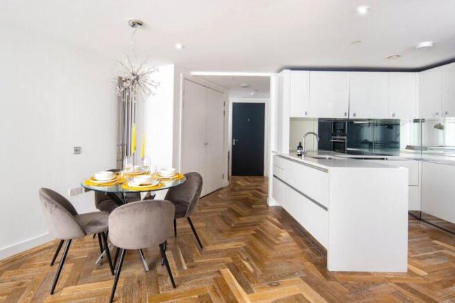 Living Room/Kitchen