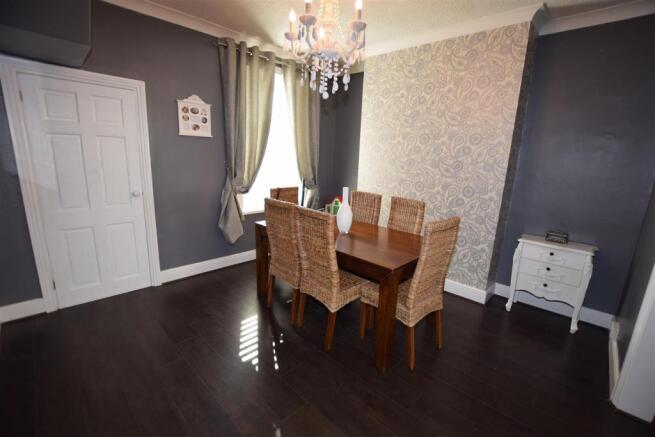 Living/Dining Room