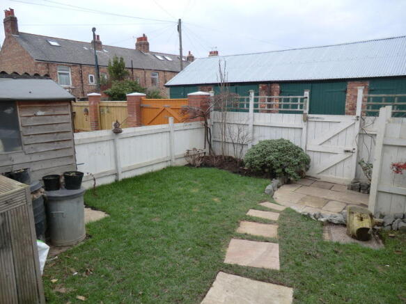 Photo 11
