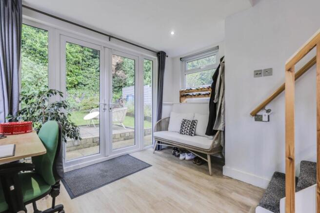 3 bed Semi-Detached for sale Image 8
