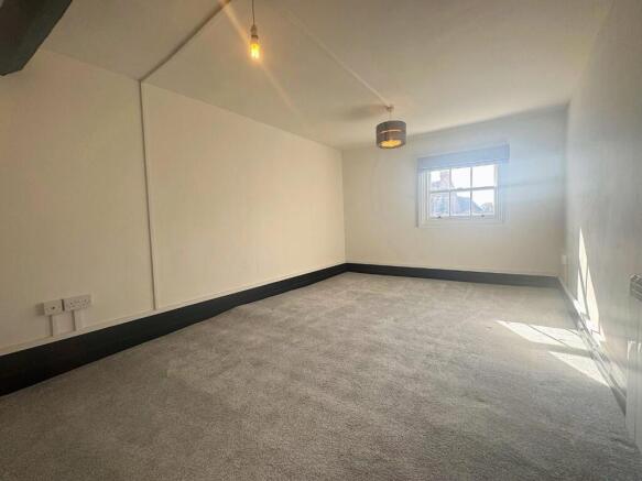 Bedroom 2.jpg