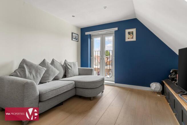 10 Portland Court Brocket Road Hoddesdon via properties estate l