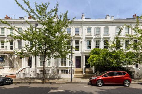 Russell Road, London