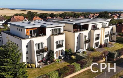 Scalby Mills Road, Captains View, YO12