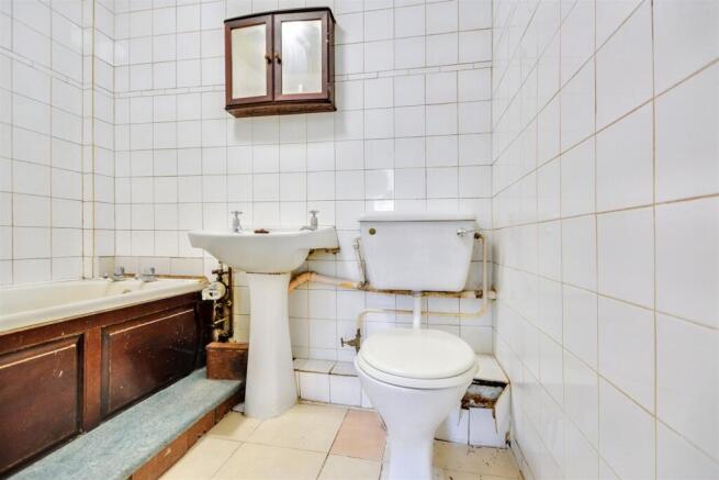 Bathroom.jpeg