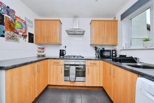Gordon Court, Saltash photo 4