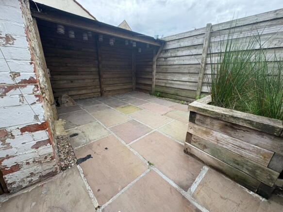 2 bed Terraced for sale Image 10