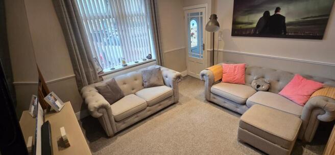 3 bed Terraced for sale Image 4