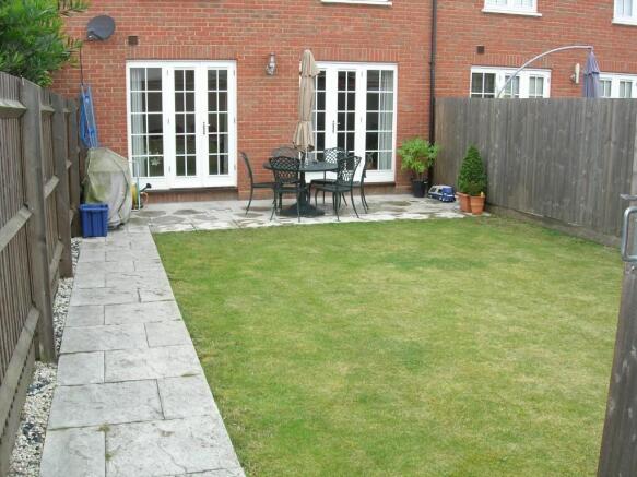 Photo 8