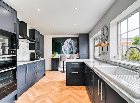 52 Hillside Avenue-04.jpg