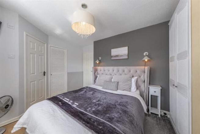 3 Tealby Close-011.JPG
