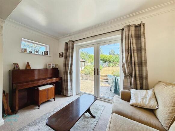 3 bed Detached for sale Image 10
