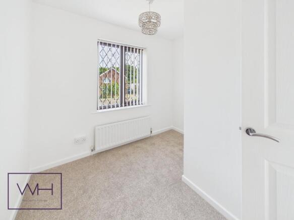3 bed House for sale Image 10