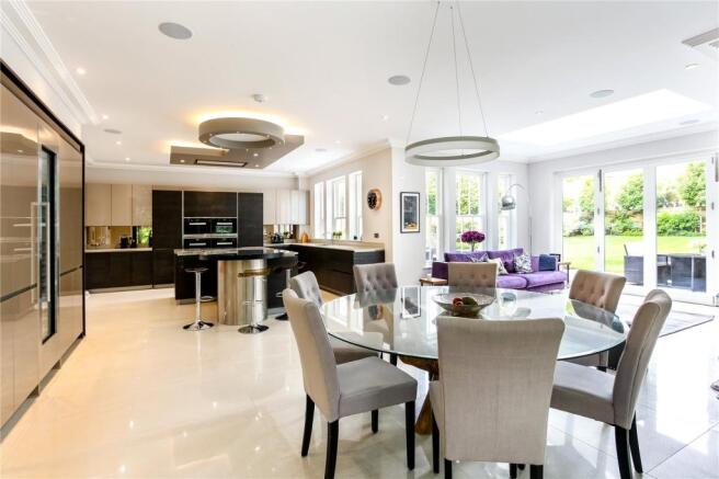 Kitchen/Dining