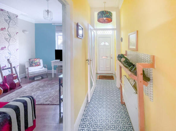 2 bed Terraced for sale Image 5