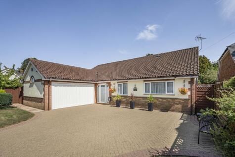 Dovehouse Lane, Kensworth, Dunstable, LU6