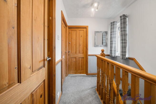 3 bed Semi-Detached for sale Image 12