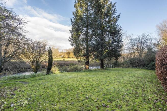 Riverside Garden