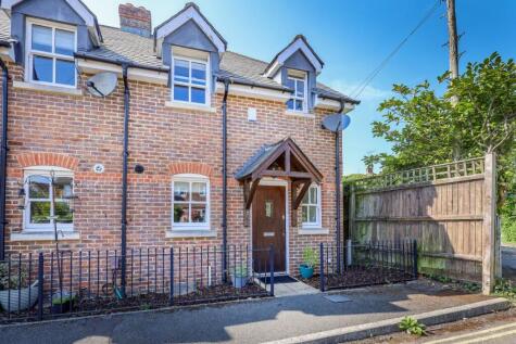 Limes Close, Liss, Hampshire, GU33